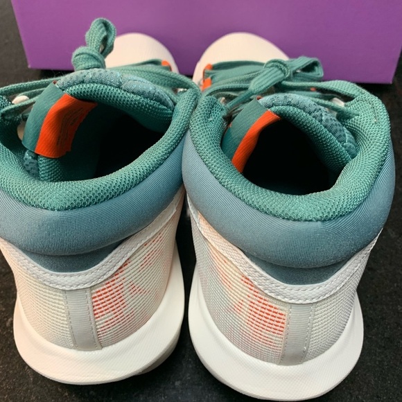 Sz various Nike LeBron Witness 8 \
